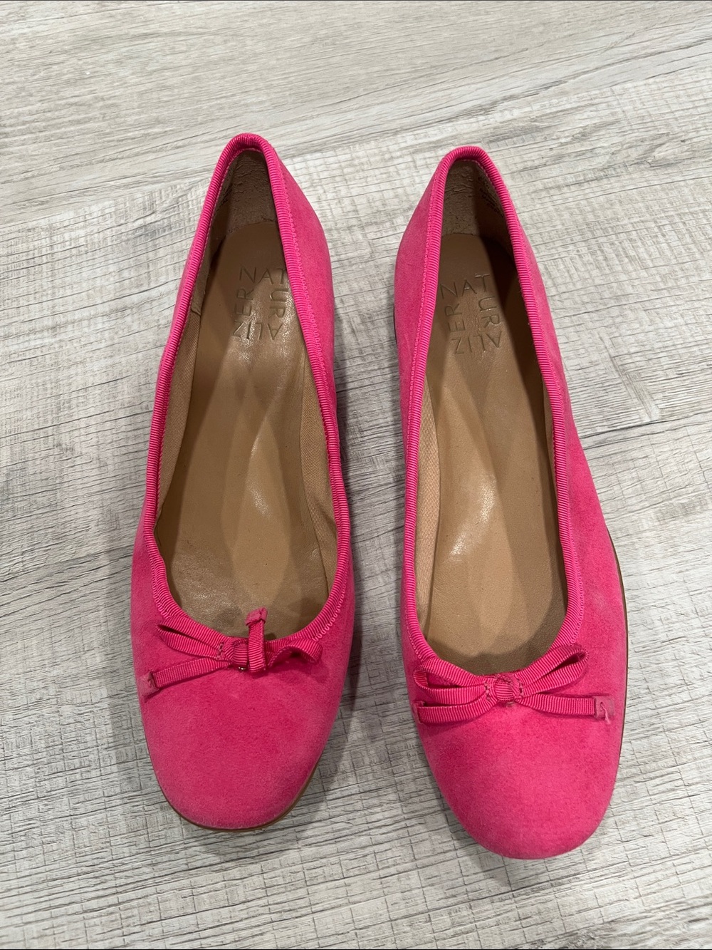 Naturalizer Pink Suede Ballet Flats with Bow